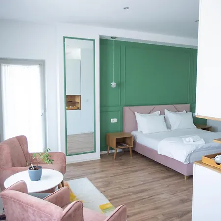 Ginger Apartahotel 4*