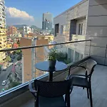 Ginger Lejlighedshotel Tirana
